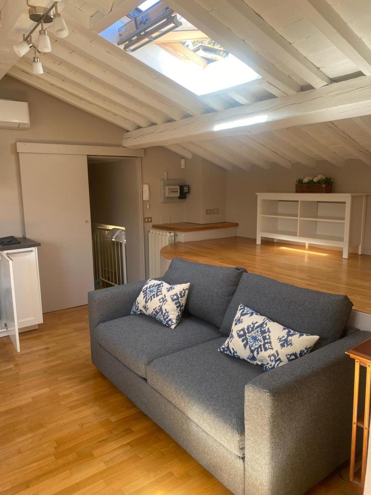 Ferienwohnung Mansarda Salviatino Florenz Exterior foto